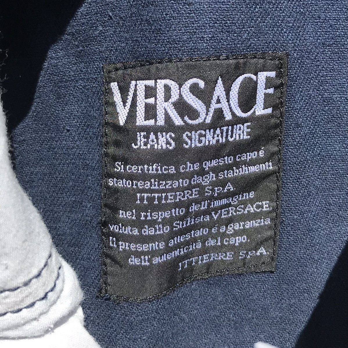 Versace × Vintage Vintage Versace Jeans Signature Versace Luxury Brand Size 27" / US 4 / IT 40 - 17 Thumbnail