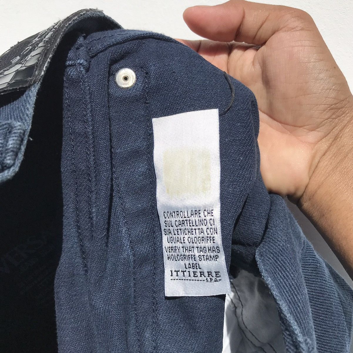 Versace × Vintage Vintage Versace Jeans Signature Versace Luxury Brand Size 27" / US 4 / IT 40 - 19 Thumbnail