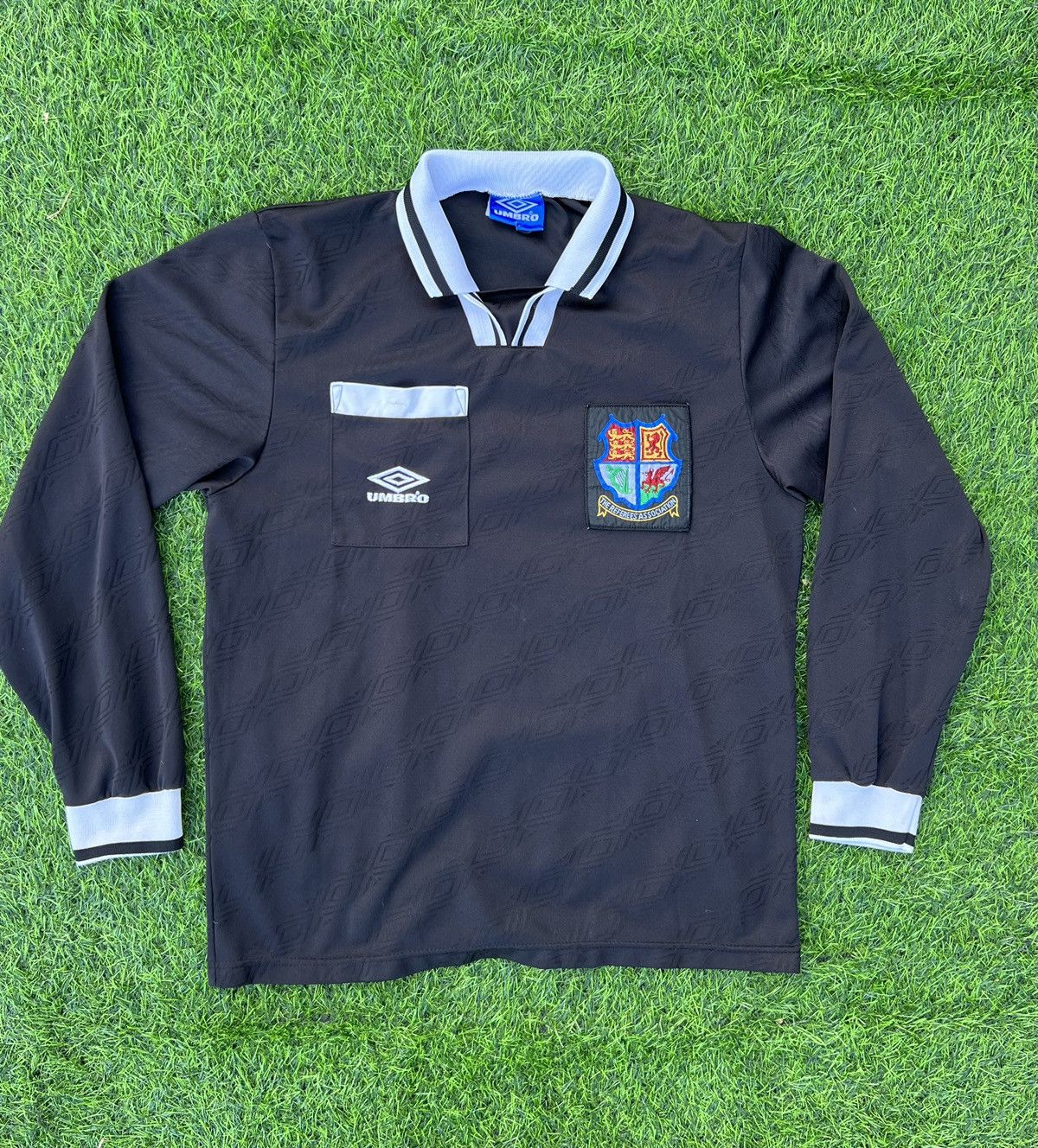 Umbro Soccer Referee’s Association Pullover Jersey UK XL