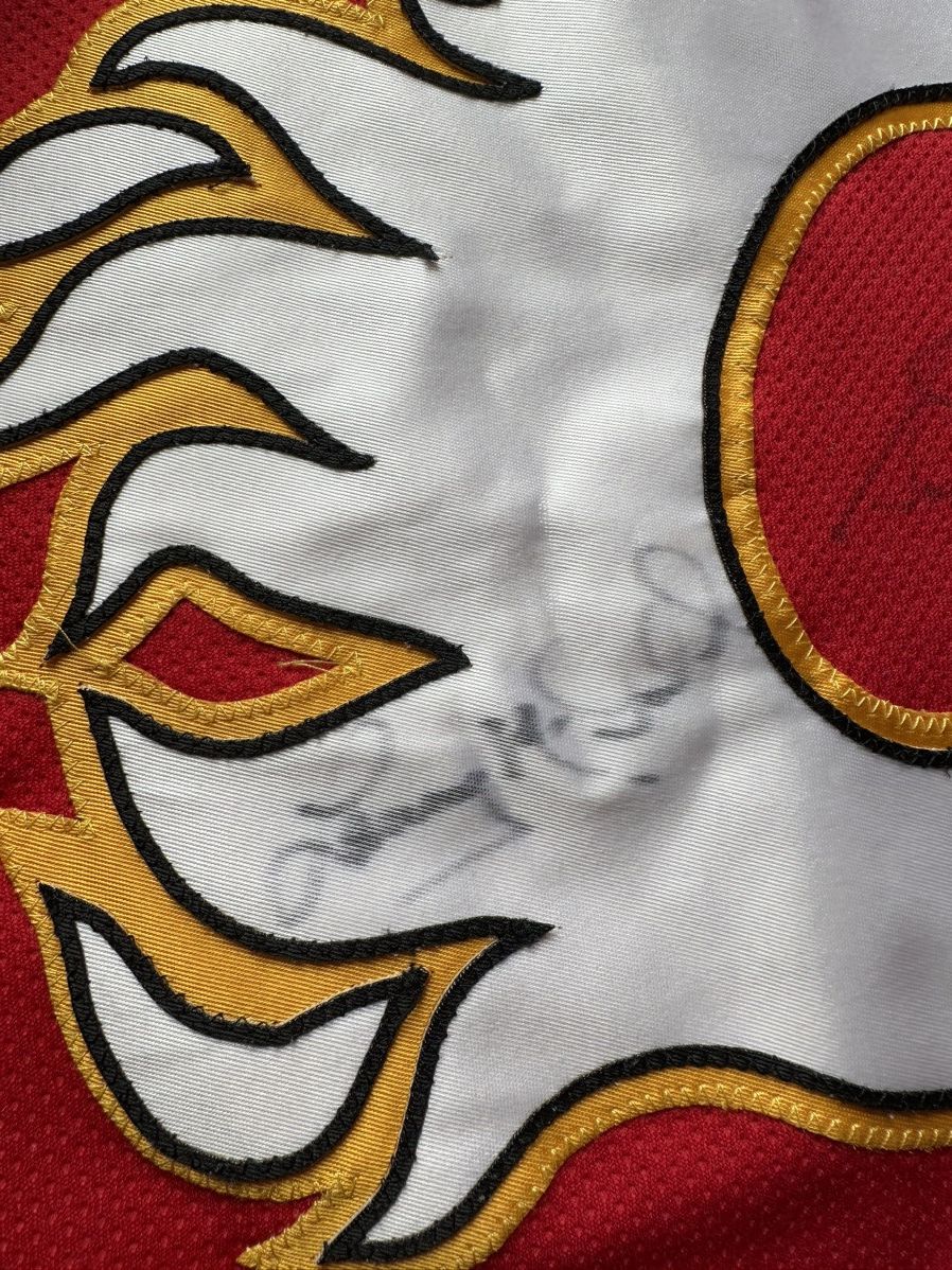Pro Player Calgary Flames Pro Player Vintage Mcdonald Signed Jersey Size US XL / EU 56 / 4 - 5 Thumbnail