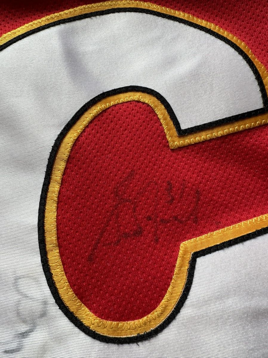 Pro Player Calgary Flames Pro Player Vintage Mcdonald Signed Jersey Size US XL / EU 56 / 4 - 6 Thumbnail