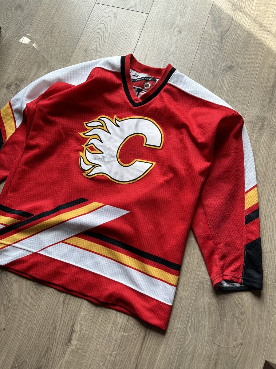 Pro Player Calgary Flames Pro Player Vintage Mcdonald Signed Jersey Size US XL / EU 56 / 4 - 3 Thumbnail