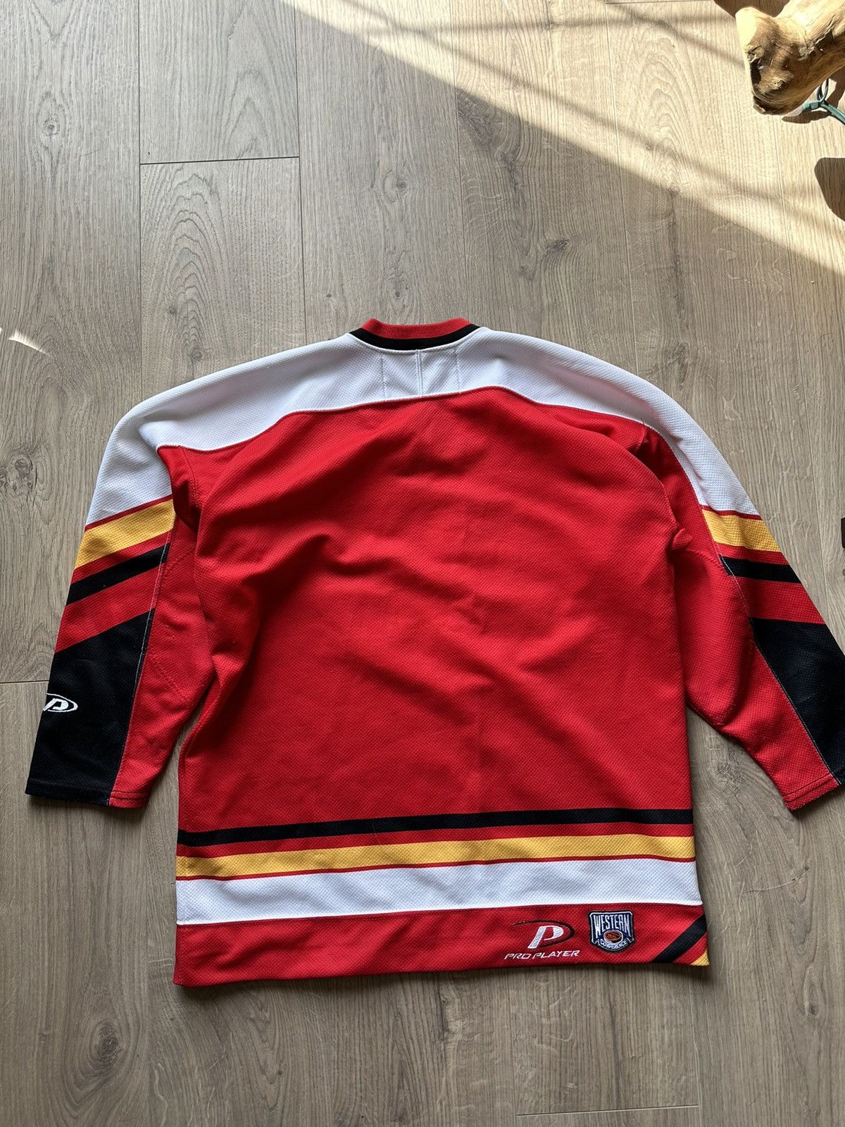 Pro Player Calgary Flames Pro Player Vintage Mcdonald Signed Jersey Size US XL / EU 56 / 4 - 9 Thumbnail