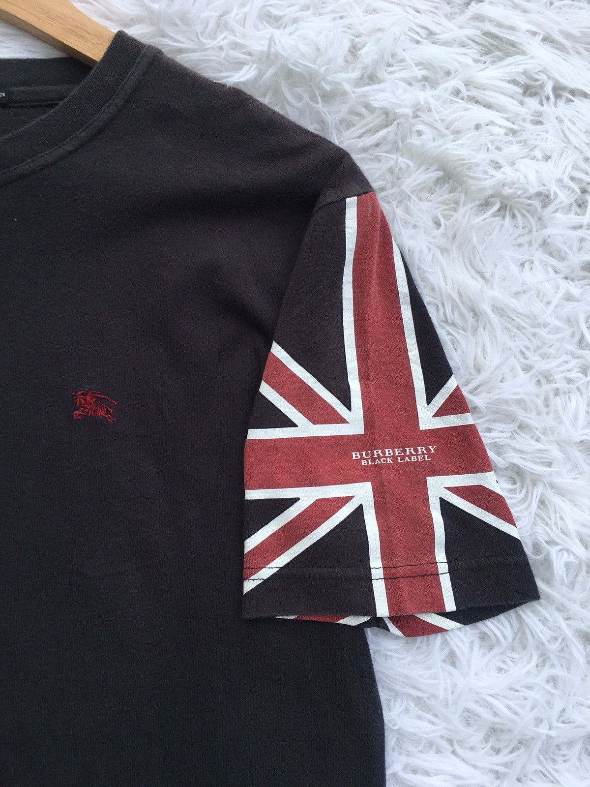 Burberry Rare Vintage Burberry Logo Tshirt Size US M / EU 48-50 / 2 - 5 Thumbnail