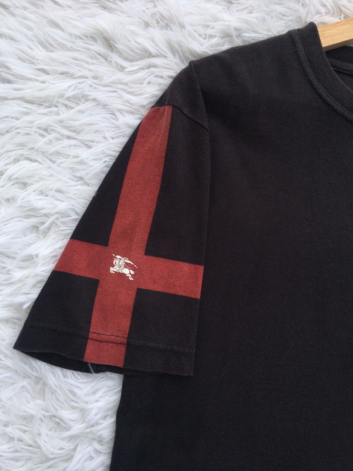 Burberry Rare Vintage Burberry Logo Tshirt Size US M / EU 48-50 / 2 - 6 Thumbnail