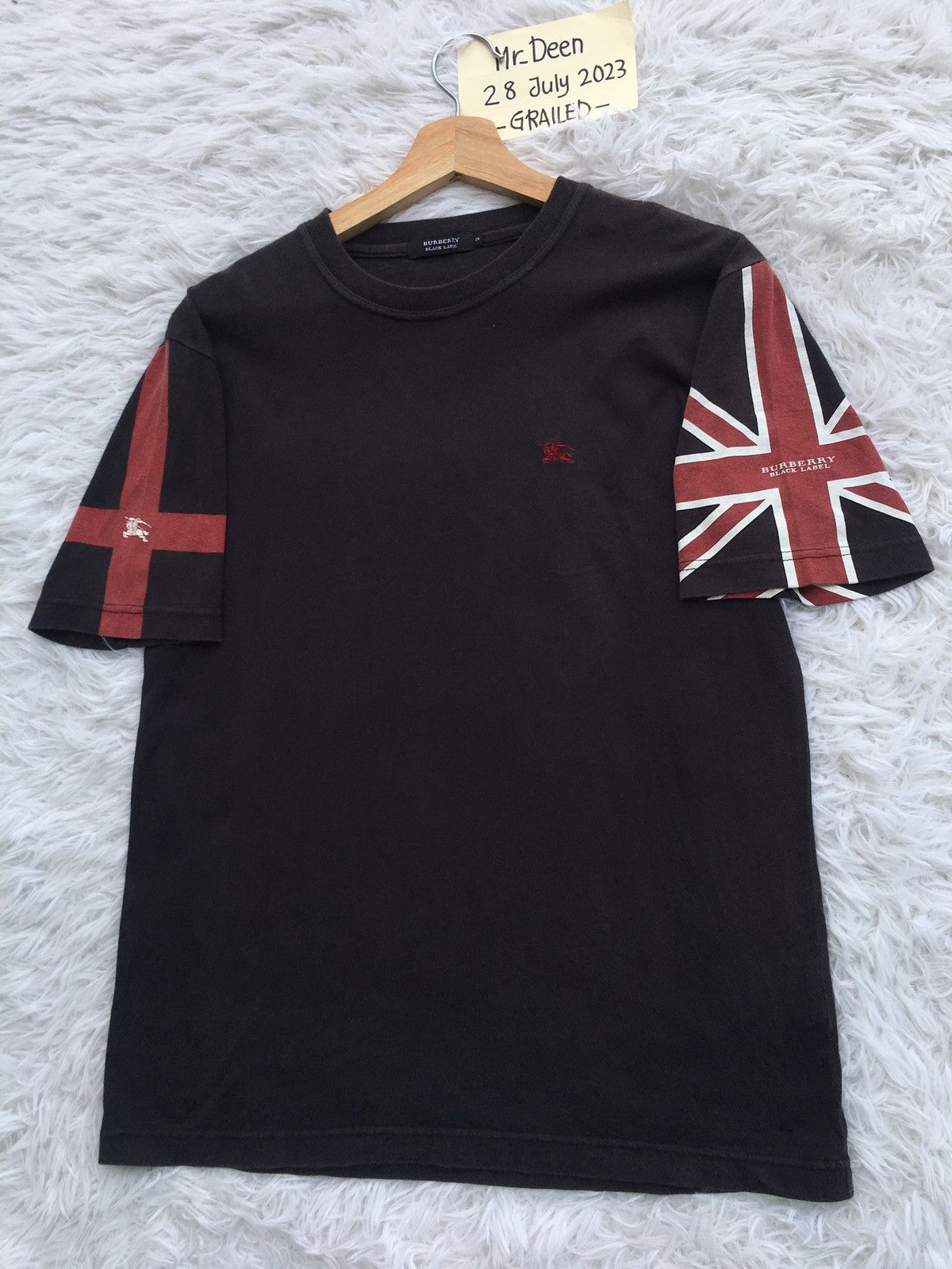 Burberry Rare Vintage Burberry Logo Tshirt Size US M / EU 48-50 / 2 - 3 Thumbnail