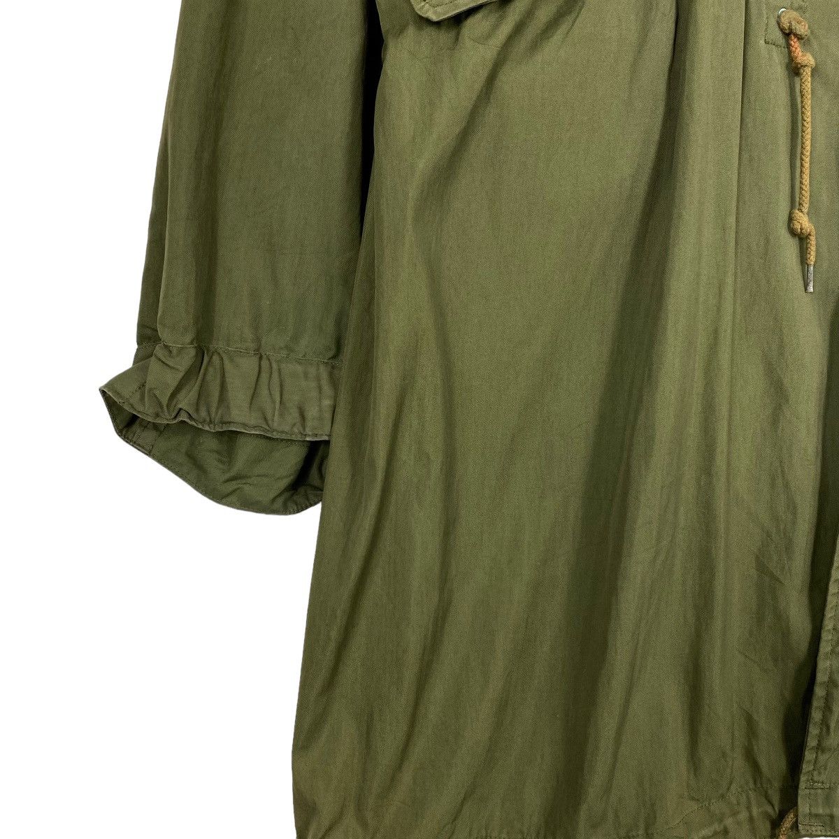 Vintage Vintage Army Light Jacket Hoodies Size L Size US M / EU 48-50 / 2 - 7 Thumbnail