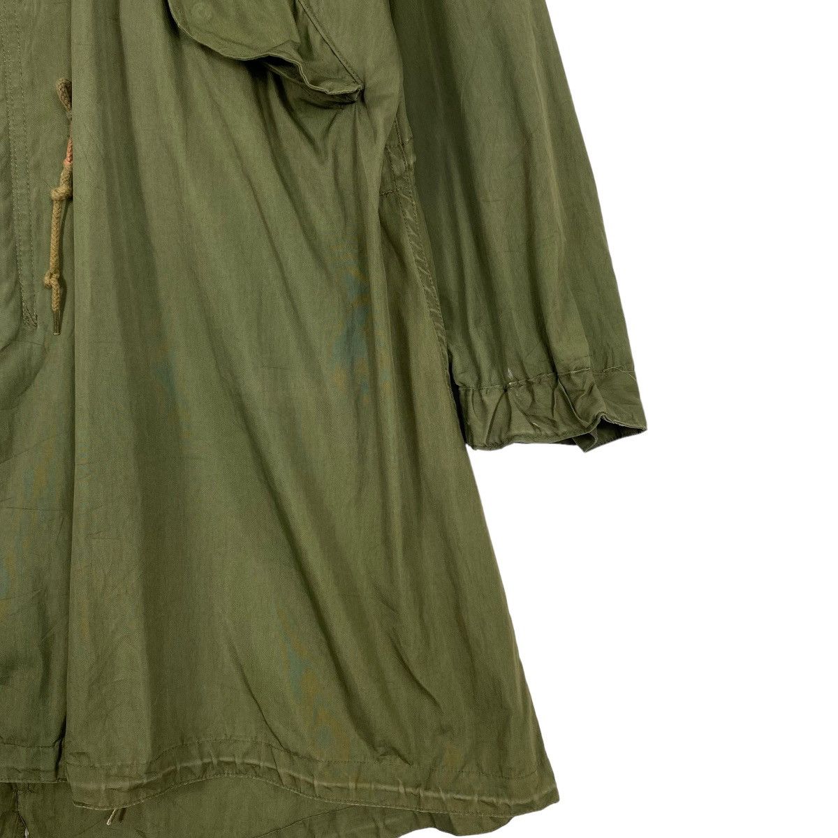 Vintage Vintage Army Light Jacket Hoodies Size L Size US M / EU 48-50 / 2 - 6 Thumbnail