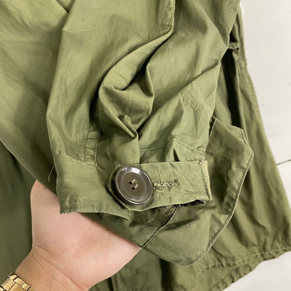 Vintage Vintage Army Light Jacket Hoodies Size L Size US M / EU 48-50 / 2 - 8 Thumbnail