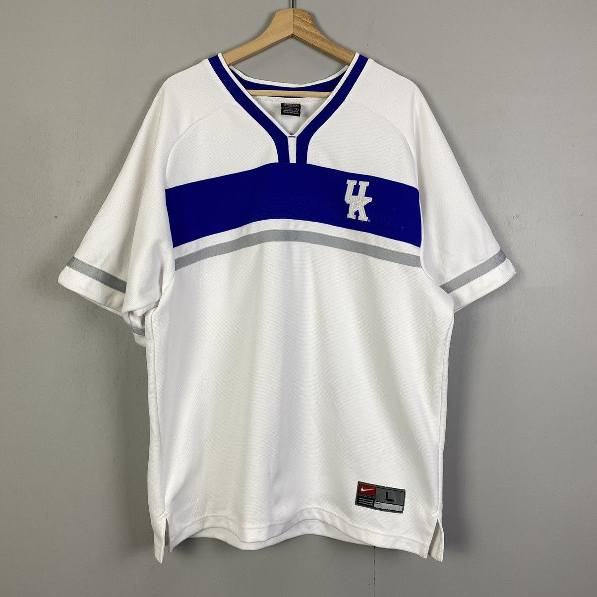 KENTUCKY WILDCATS VINTAGE NIKE BASKETBALL JERSEY