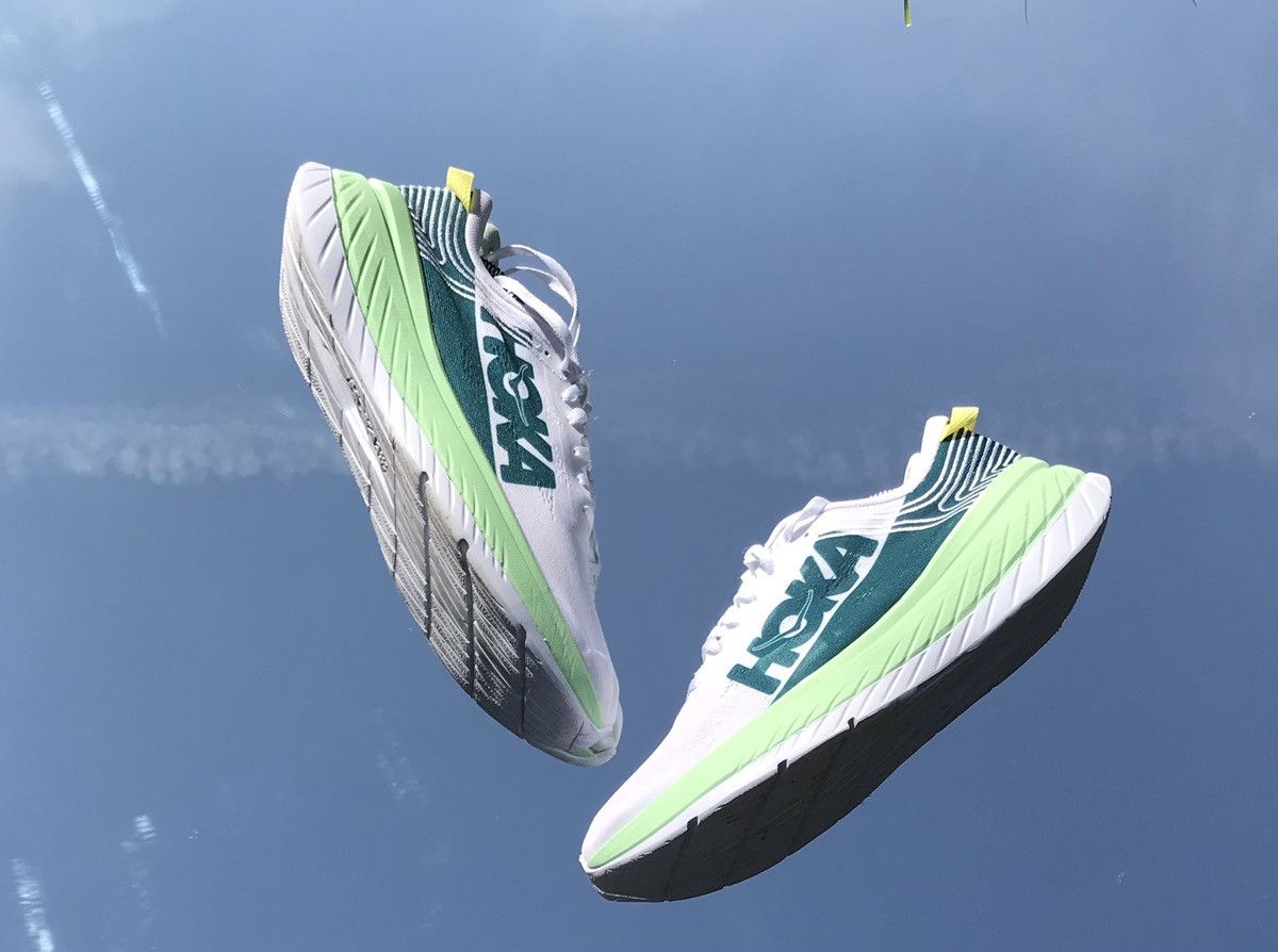 hoka one one m carbon x