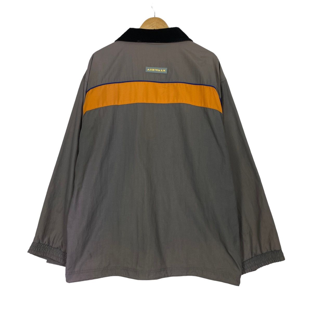 Airwalk Vintage Airwalk Skaterboards Zipper Jacket Size XL Size US XL / EU 56 / 4 - 12 Thumbnail