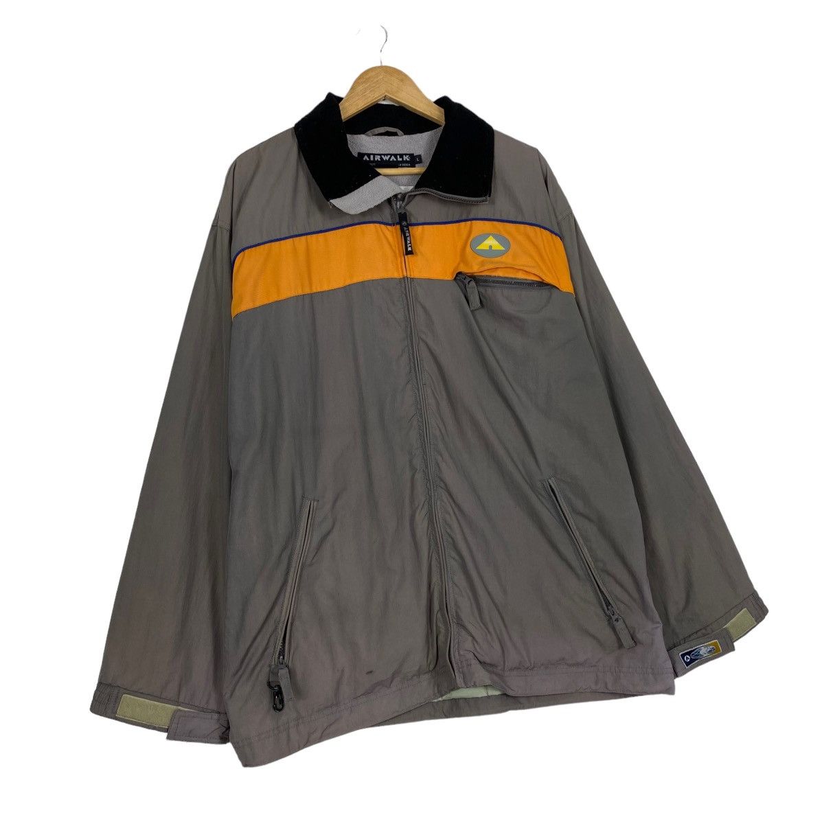Airwalk Vintage Airwalk Skaterboards Zipper Jacket Size XL Size US XL / EU 56 / 4 - 4 Thumbnail