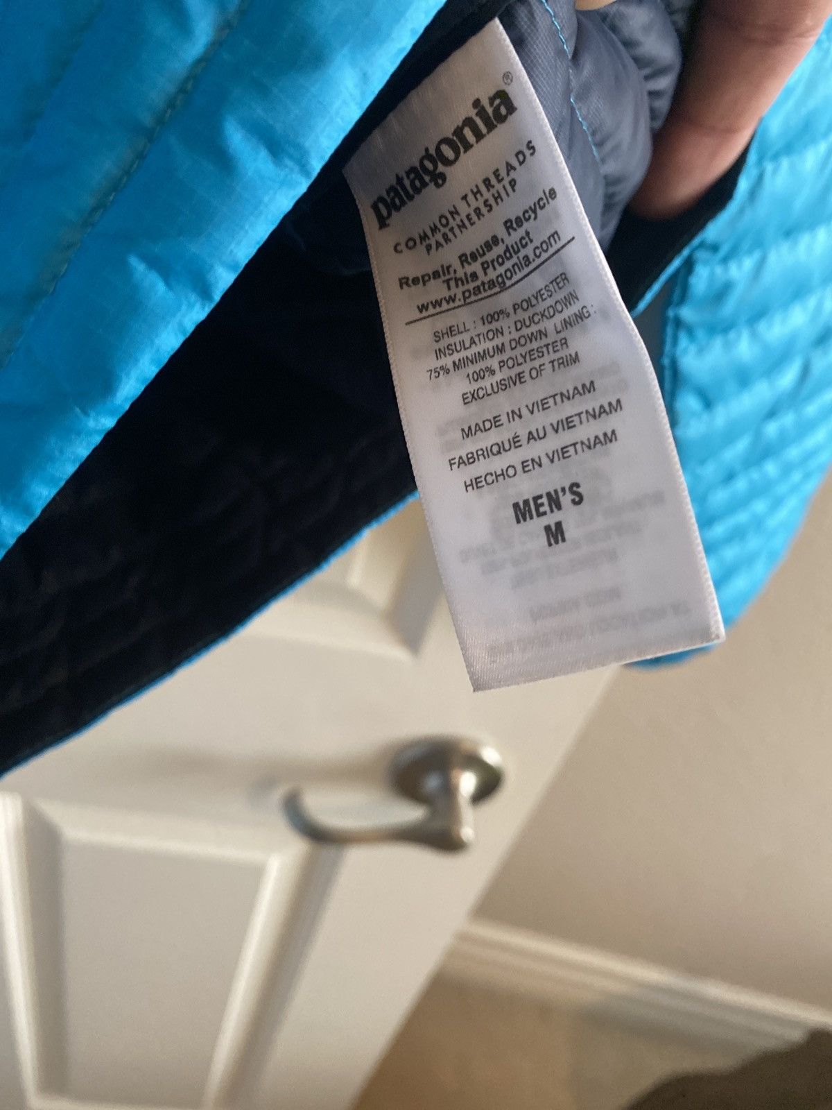 Patagonia Patagonia light down sweater! Extremely rare! Grecian blue Size US M / EU 48-50 / 2 - 2 Thumbnail