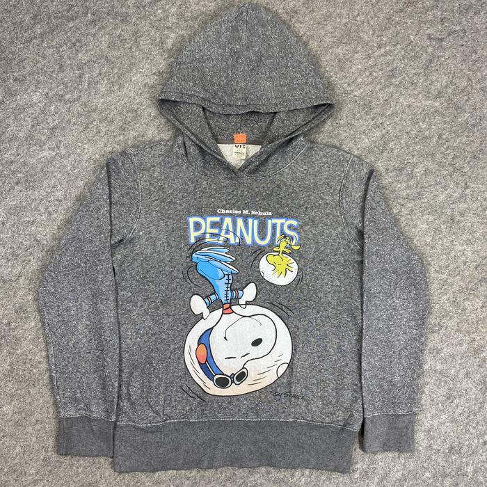 Uniqlo Peanuts Hoodies Medium Size SW036 Grailed