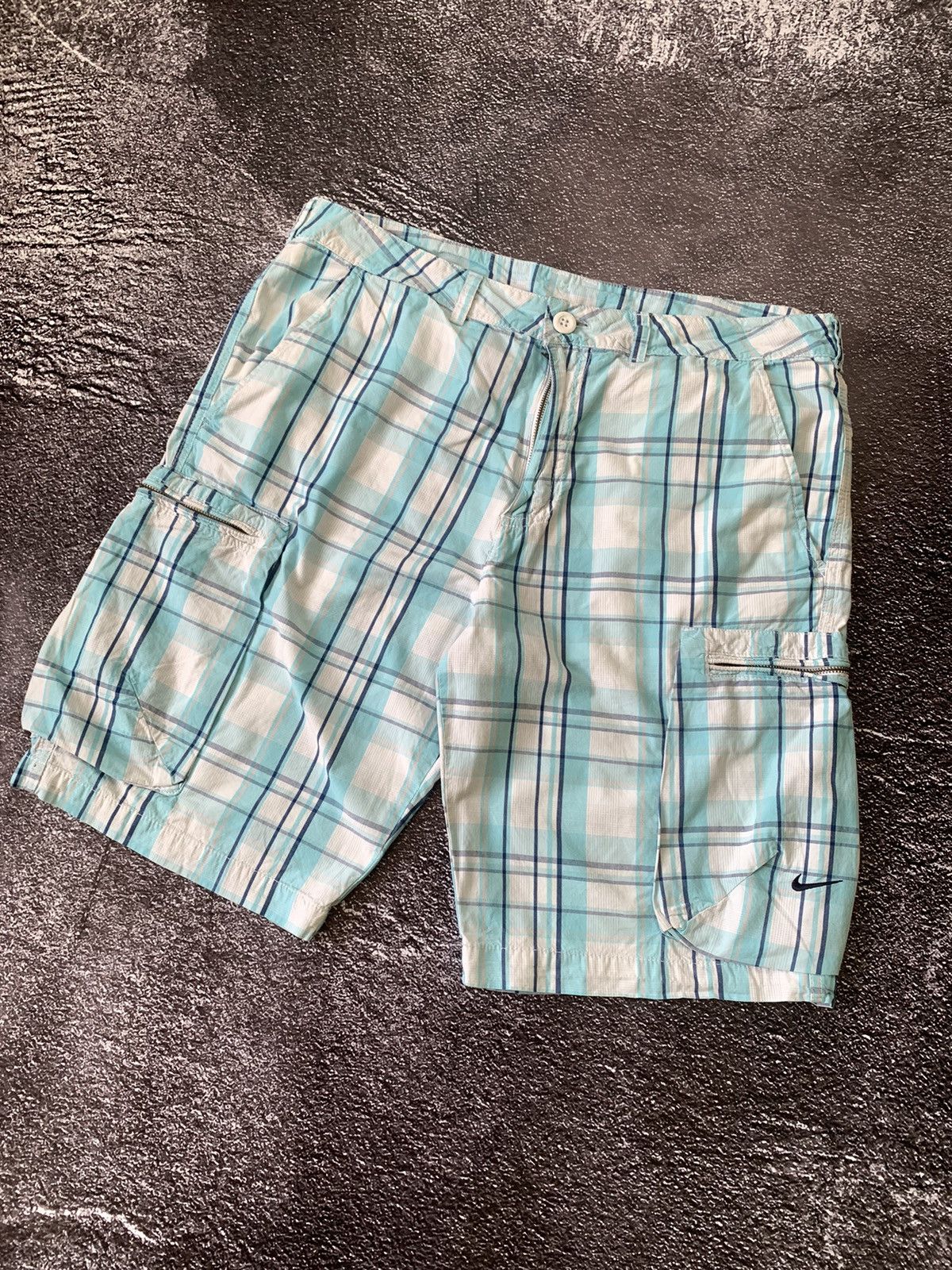 Nike Vintage Nike Cargo Multi Pocket Shorts Mini Swoosh WhiteBlue Size US 33 - 2 Thumbnail