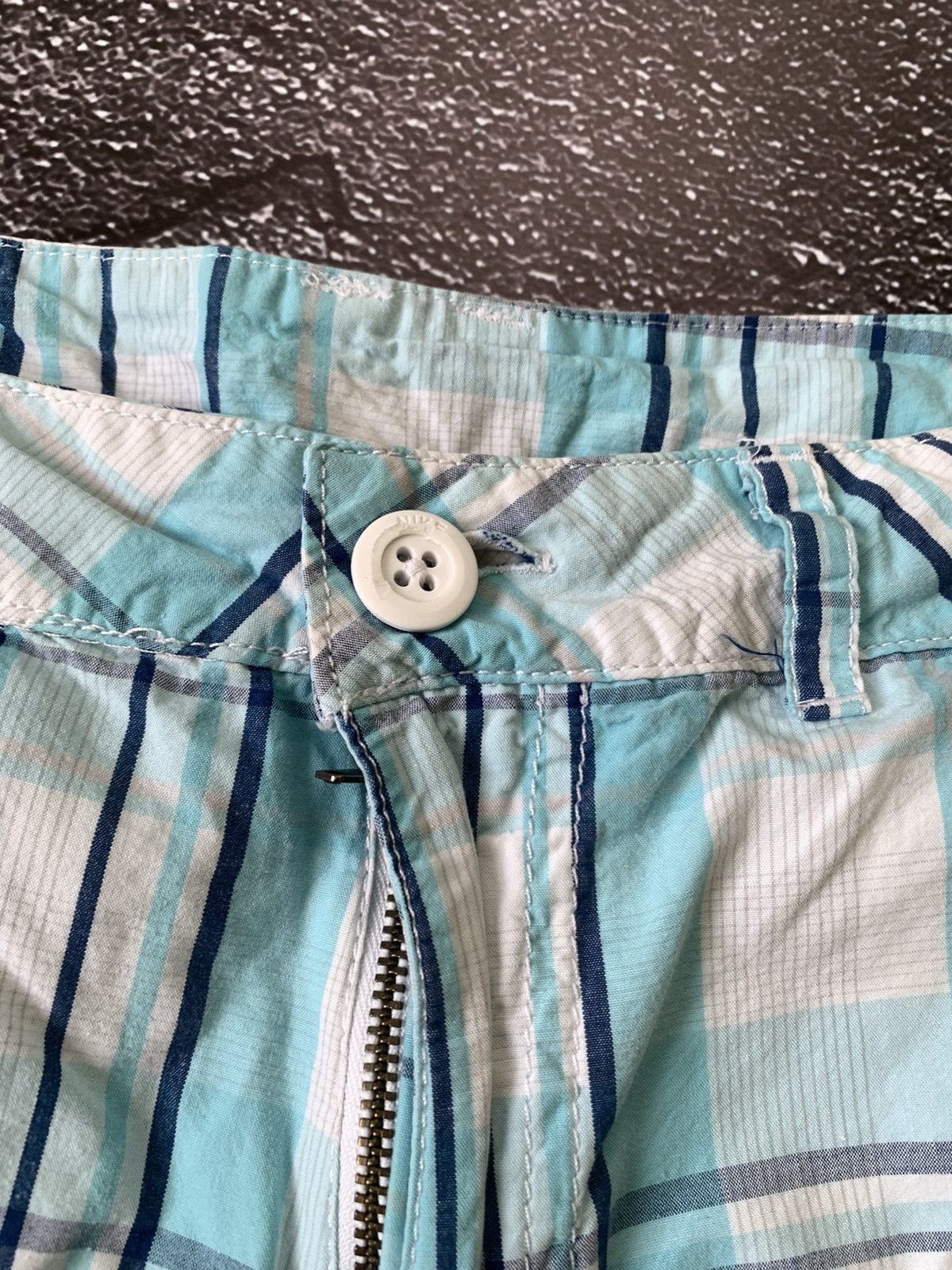 Nike Vintage Nike Cargo Multi Pocket Shorts Mini Swoosh WhiteBlue Size US 33 - 6 Thumbnail