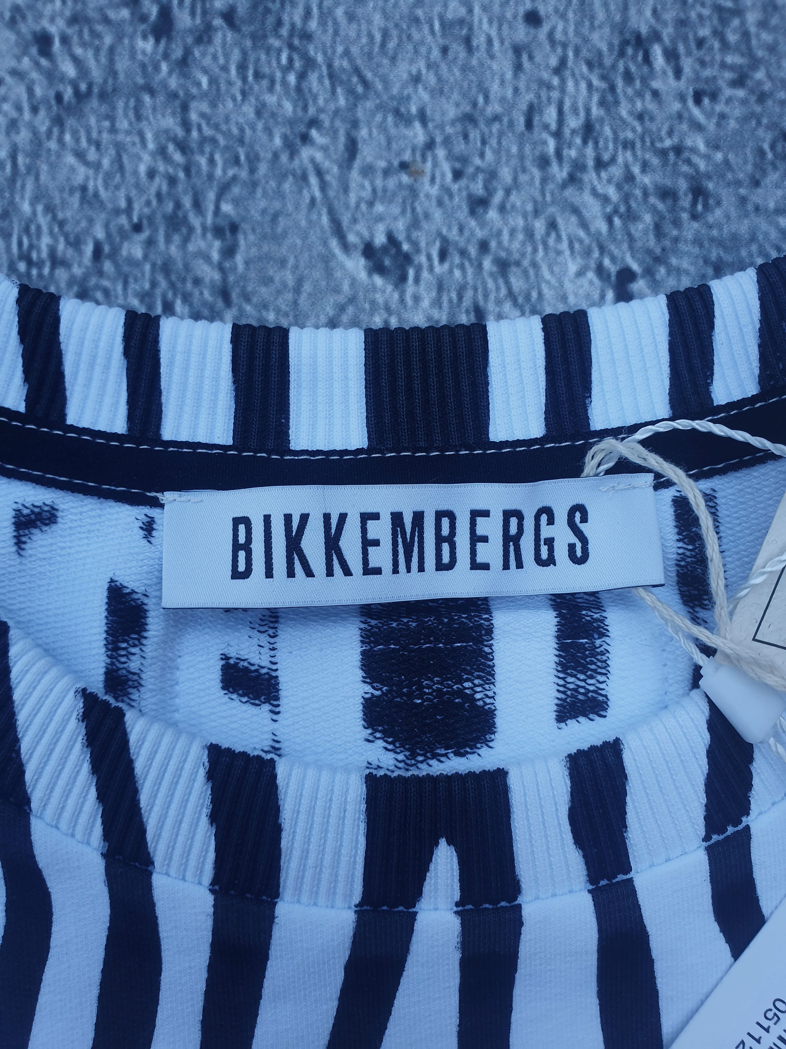 Dirk Bikkembergs Dirk Bikkembergs face distorted stripe sweatshirt Size US XL / EU 56 / 4 - 8 Thumbnail