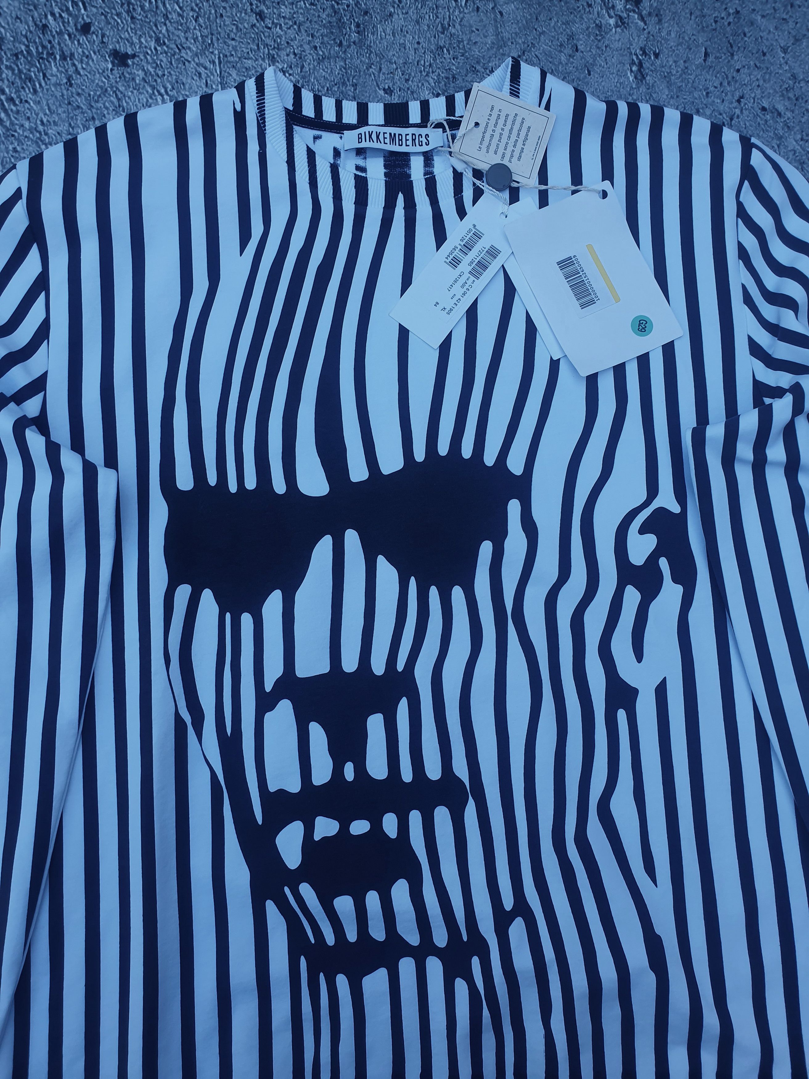 Dirk Bikkembergs Dirk Bikkembergs face distorted stripe sweatshirt Size US XL / EU 56 / 4 - 3 Thumbnail