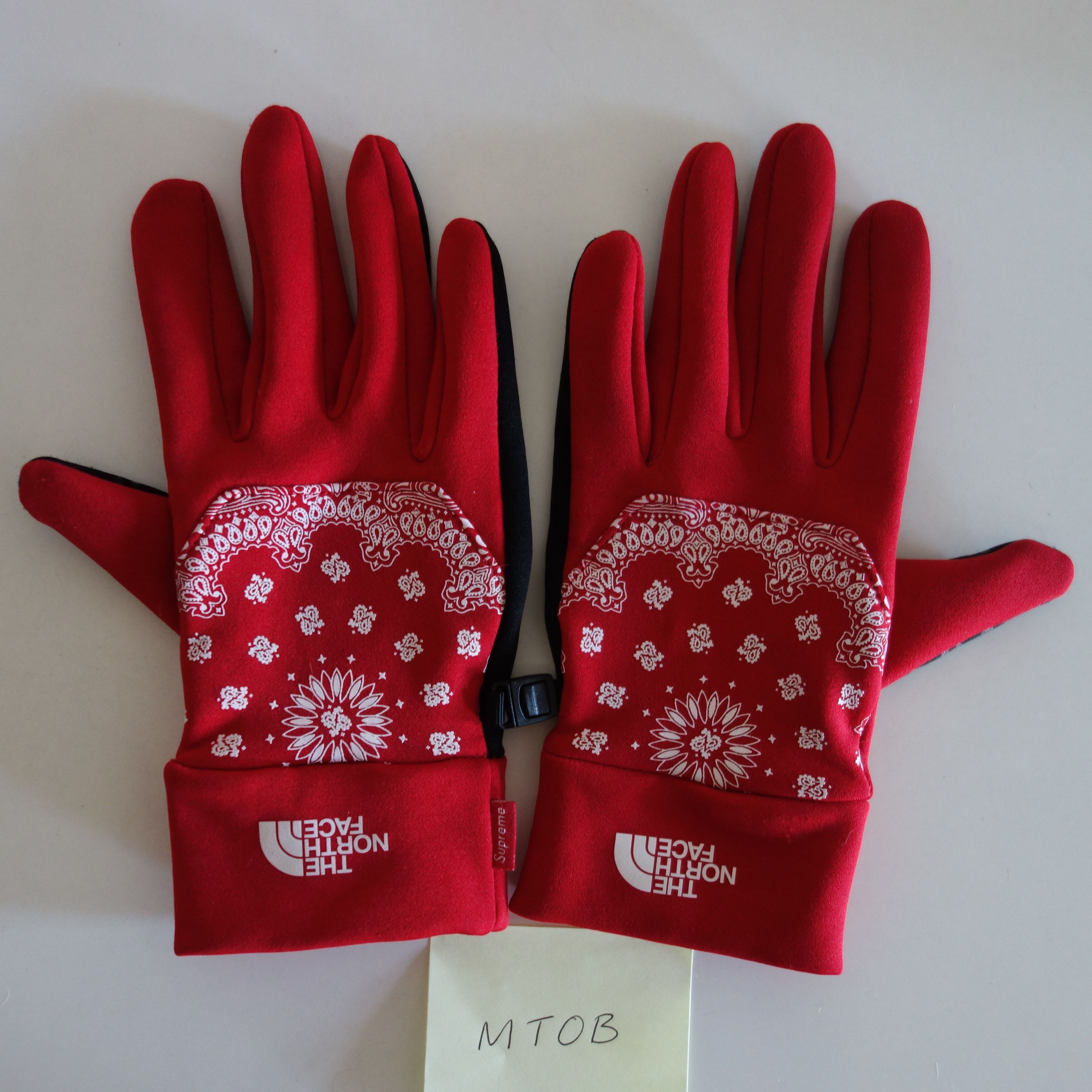 Supreme SUPREME North Face Red Bandana Paisley FW'14 Gloves | Grailed