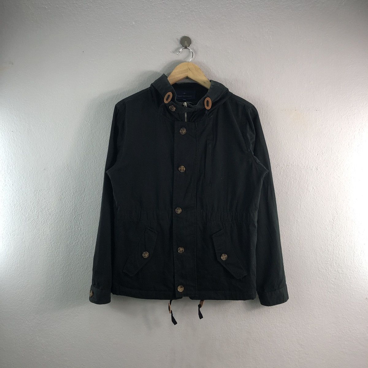 Trans Continents Light Casual Hoddie Zipper Style Jacket