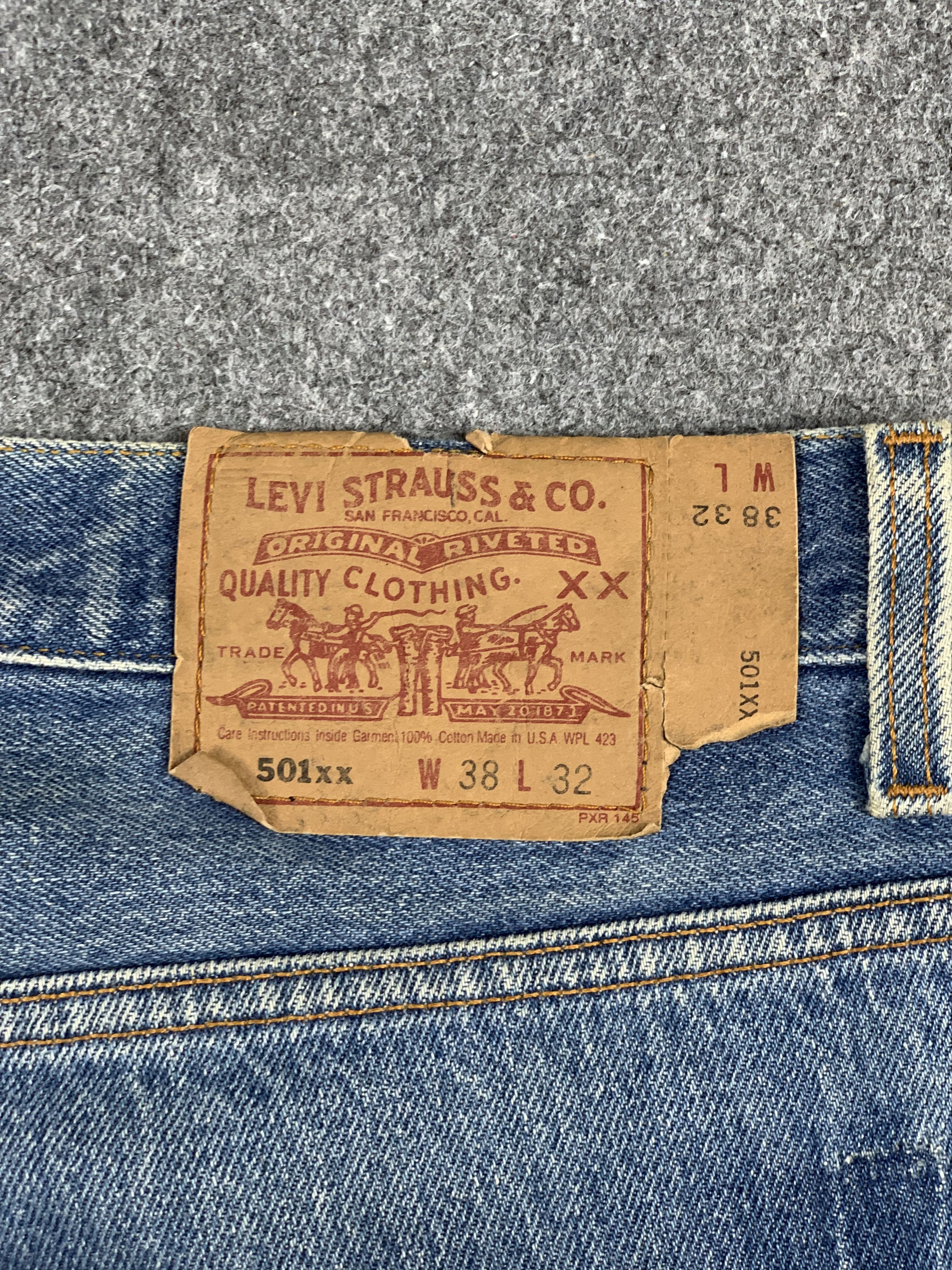Levi's Steal!! Vintage Levis 501 DISTRESSED Jeans DP1935 Size US 36 / EU 52 - 5 Thumbnail