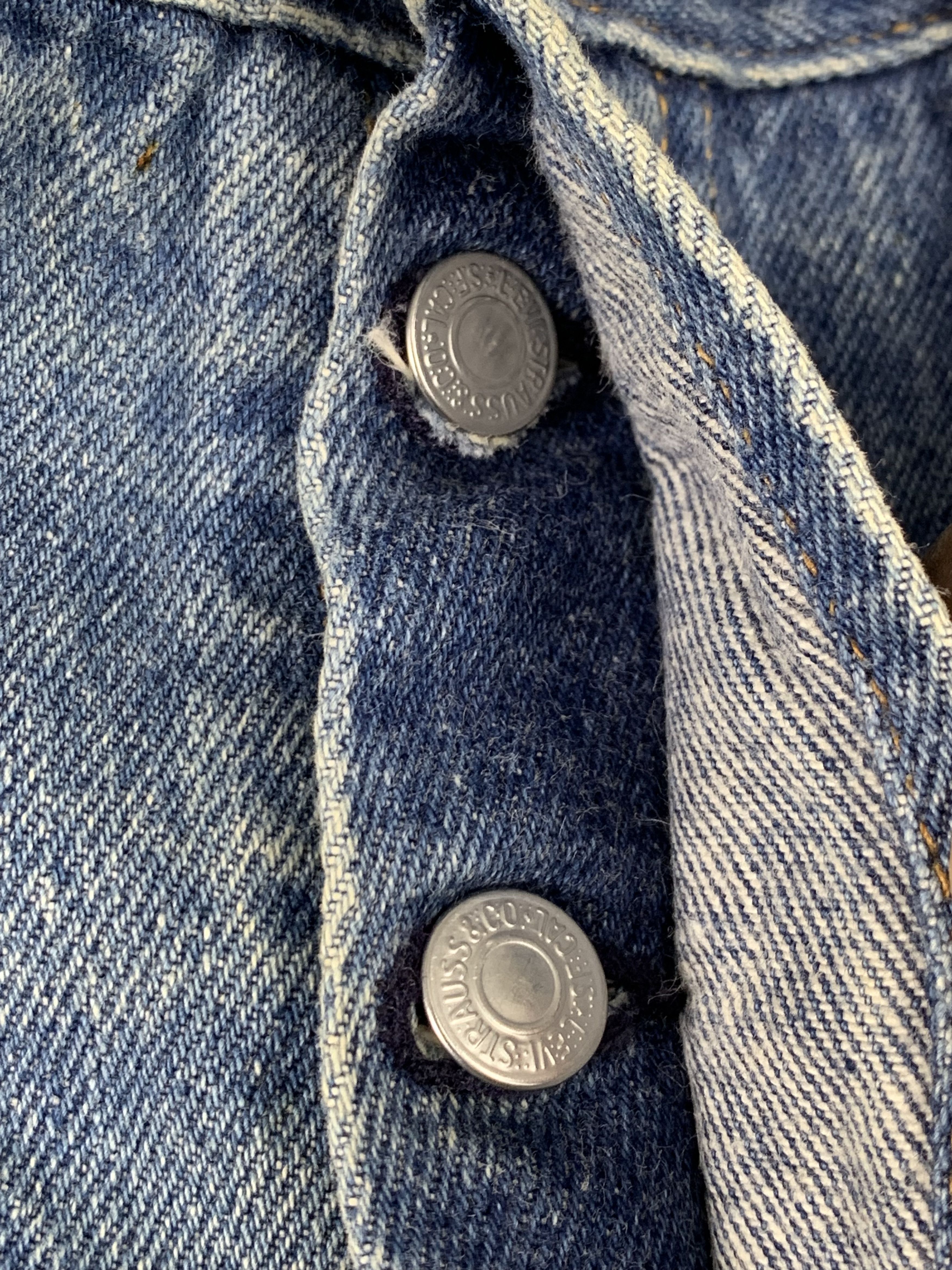 Levi's Steal!! Vintage Levis 501 DISTRESSED Jeans DP1935 Size US 36 / EU 52 - 15 Thumbnail