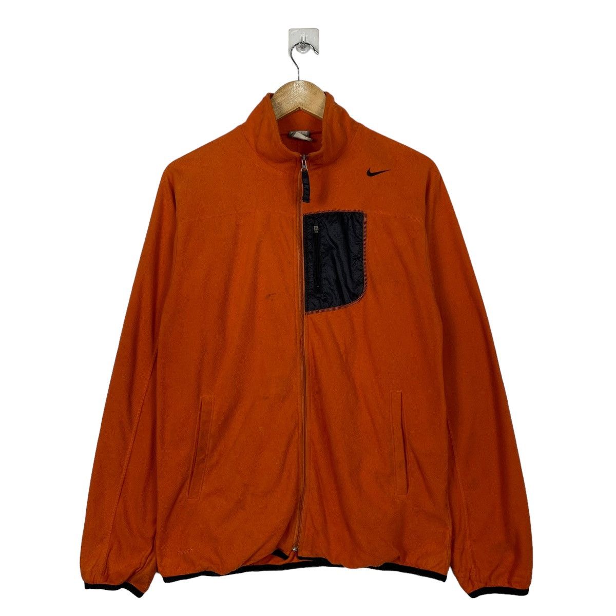 🔥 RIOT 🔥 Nike Small Logo Zipper Fleece