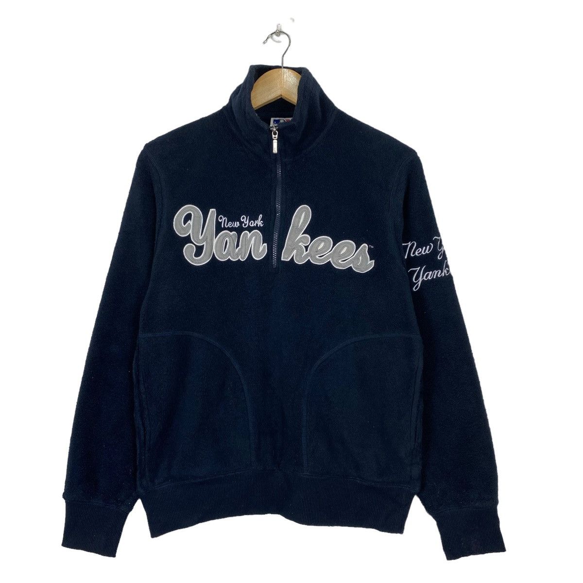 MLB × New York Yankees 🔥 RIOT 🔥 New York Yankees Big Logo Halfzip Fleece Size US S / EU 44-46 / 1 - 1 Thumbnail