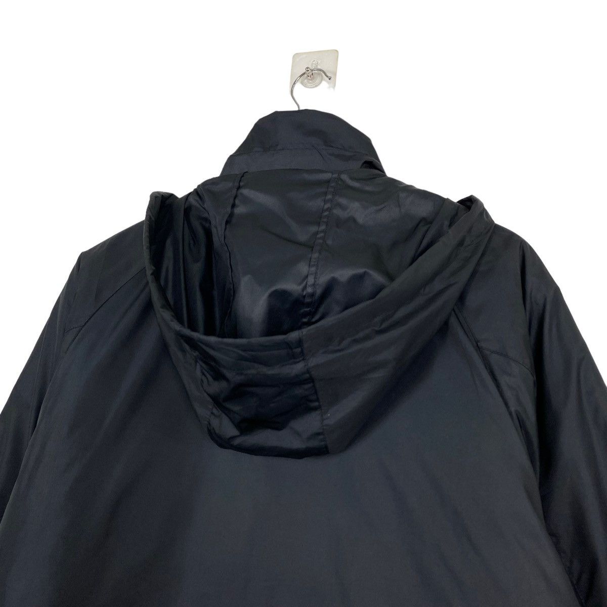 Nike Nike Small Logo Windbreaker Zipper Hoodies Jacket Size L Size US L / EU 52-54 / 3 - 10 Thumbnail