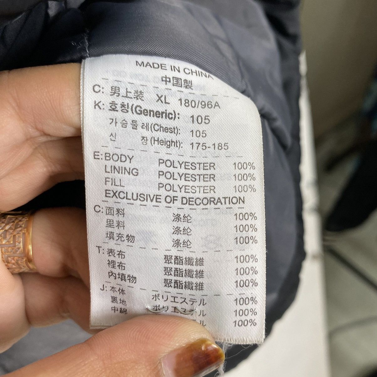 Nike Nike Small Logo Windbreaker Zipper Hoodies Jacket Size L Size US L / EU 52-54 / 3 - 13 Thumbnail