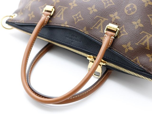 Louis Vuitton Pallas Monogram Noir Shoulder Bag