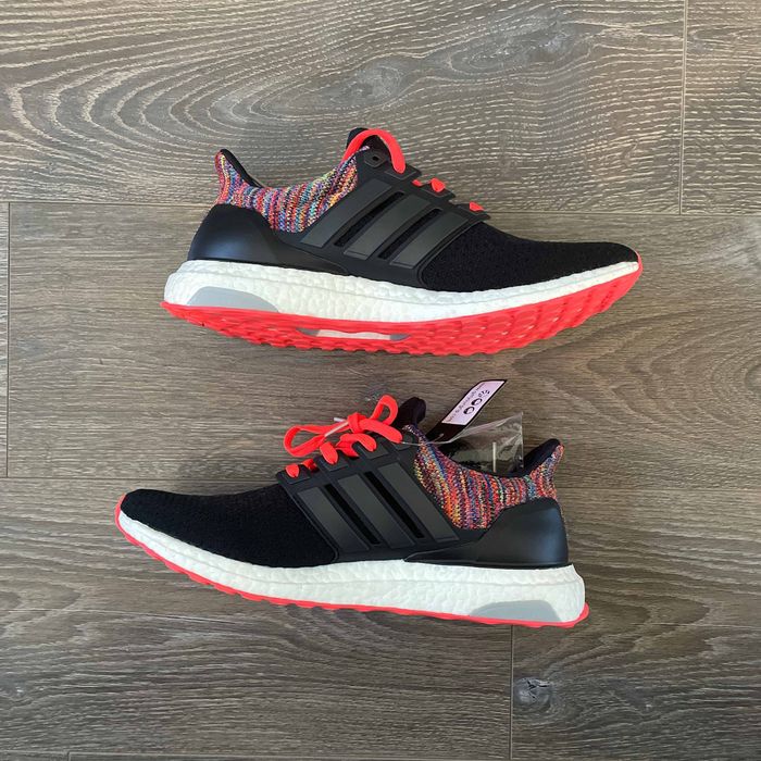 Mi hot sale ultraboost multicolor