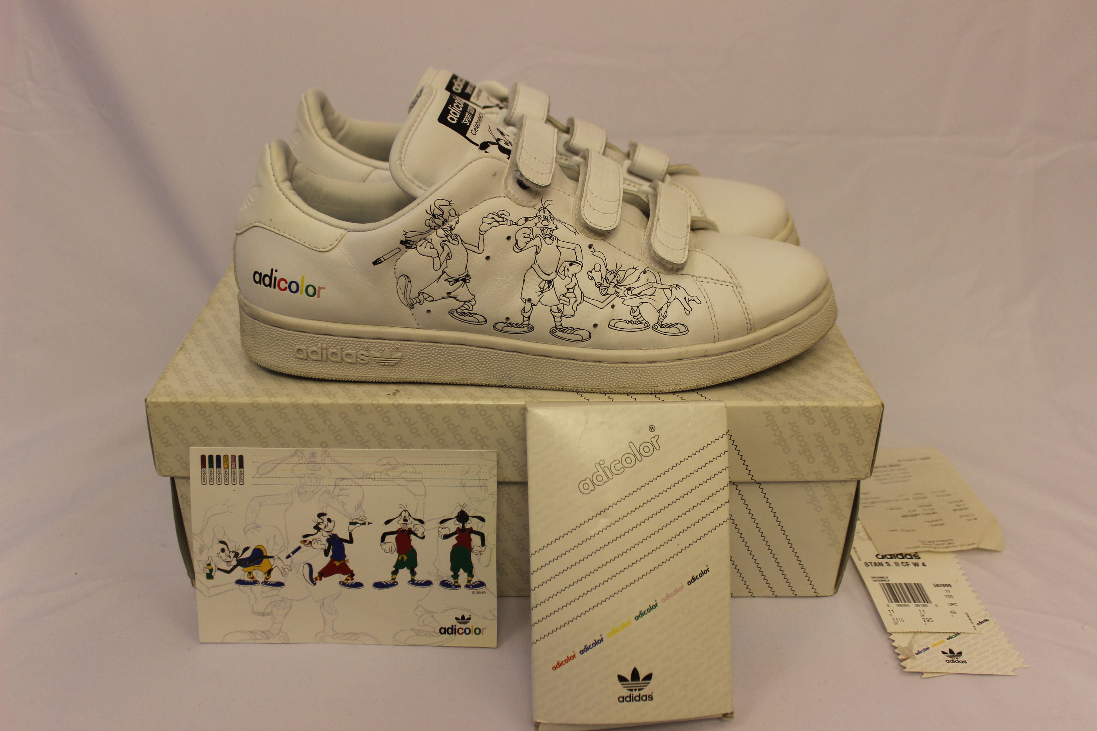 adicolor goofy trainers