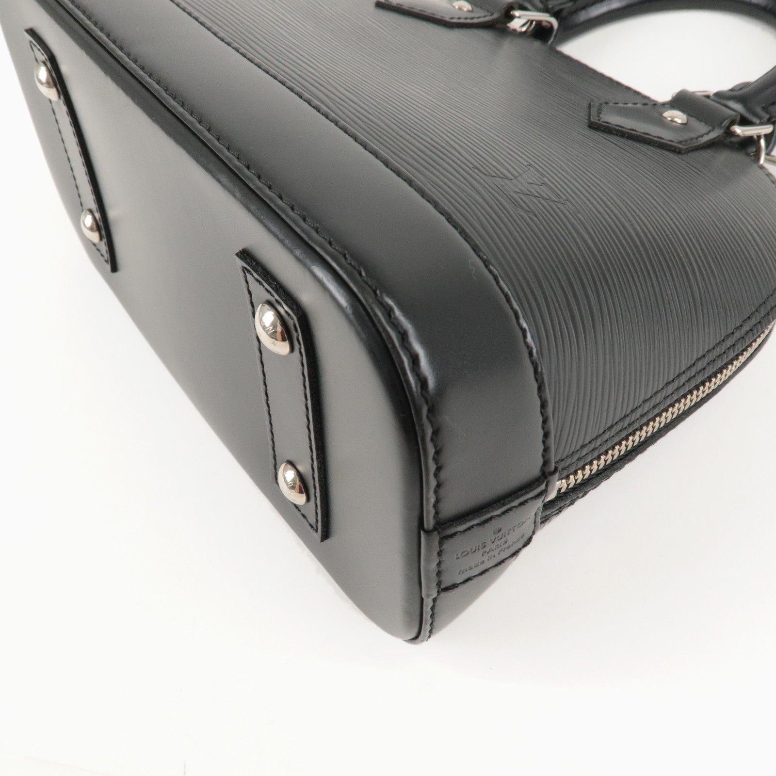 Louis Vuitton Epi Alma BB Shoulder Bag Noir Black