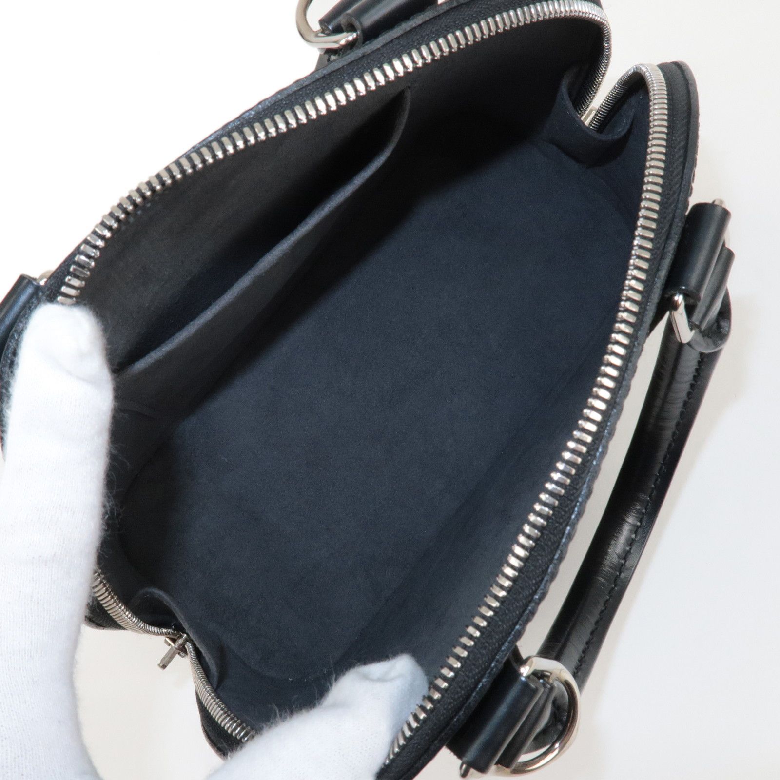 Louis Vuitton Epi Alma BB Shoulder Bag Noir Black