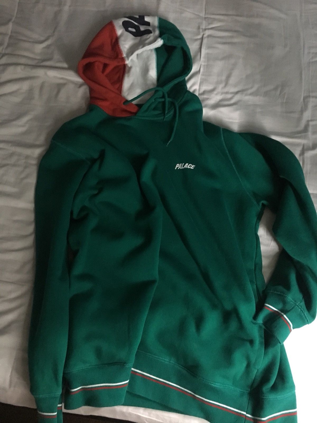 Palace on sale flagin hoodie