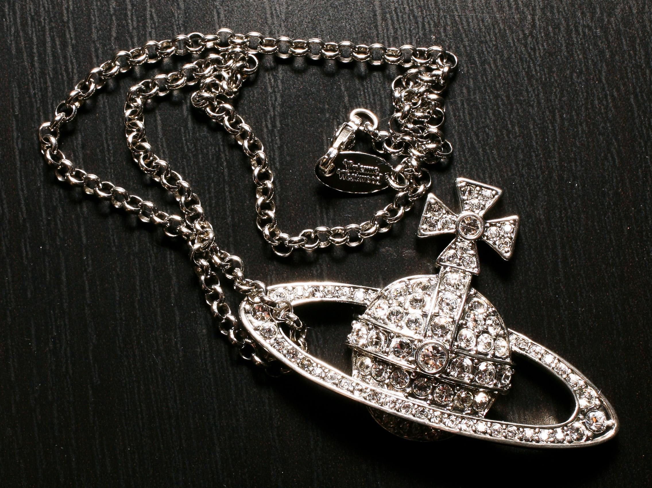 Vivienne Westwood Large Rhinestone UFO Chain | Grailed
