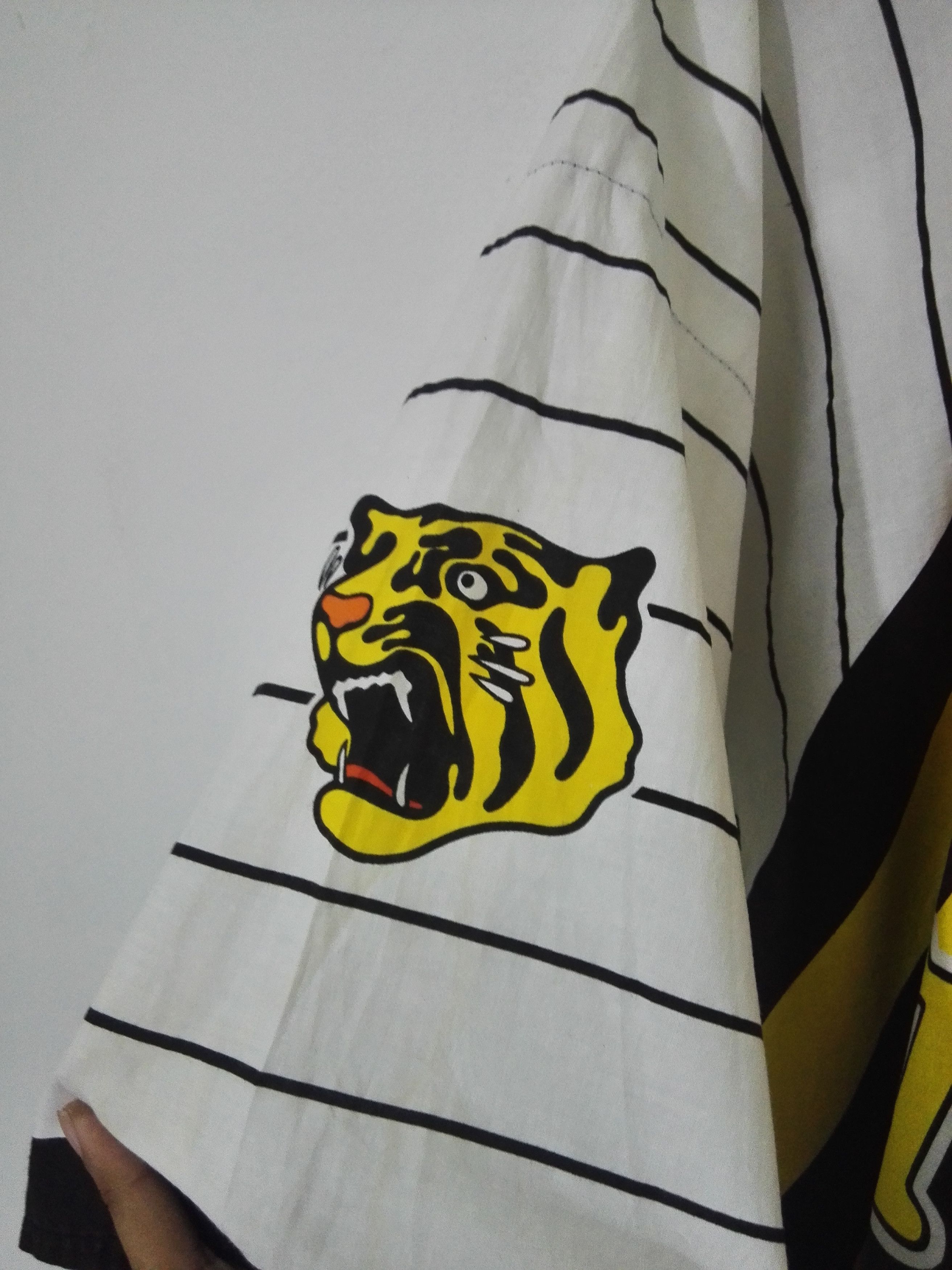 Other Hanshin Tigers Kimono Design Big Logo 11 Size US M / EU 48-50 / 2 - 5 Thumbnail