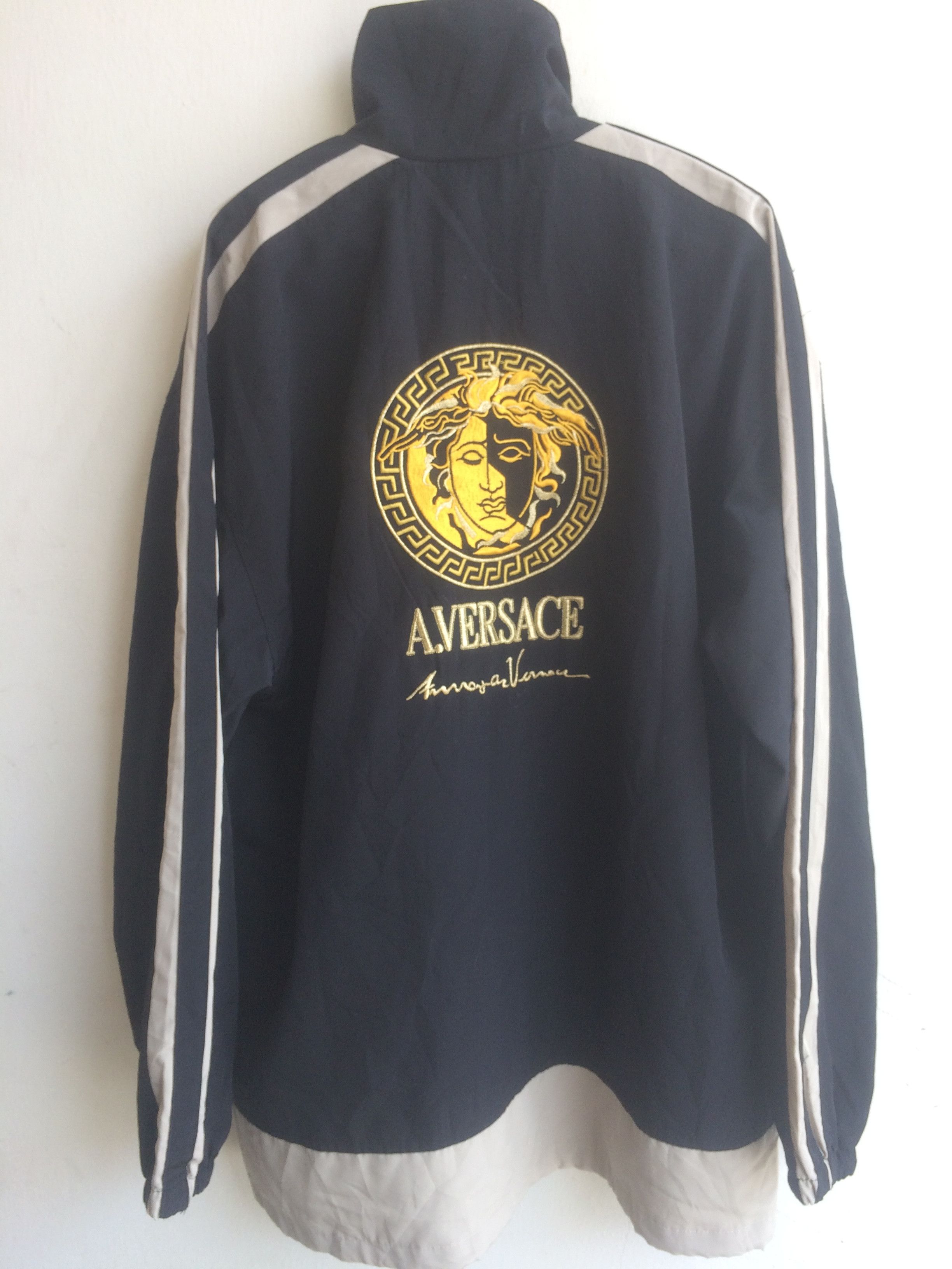 Versace Last Price Drop! Vintage Versace Jacket Large Short Versace Last Price Drop! Vintage Versace Jacket Large Short