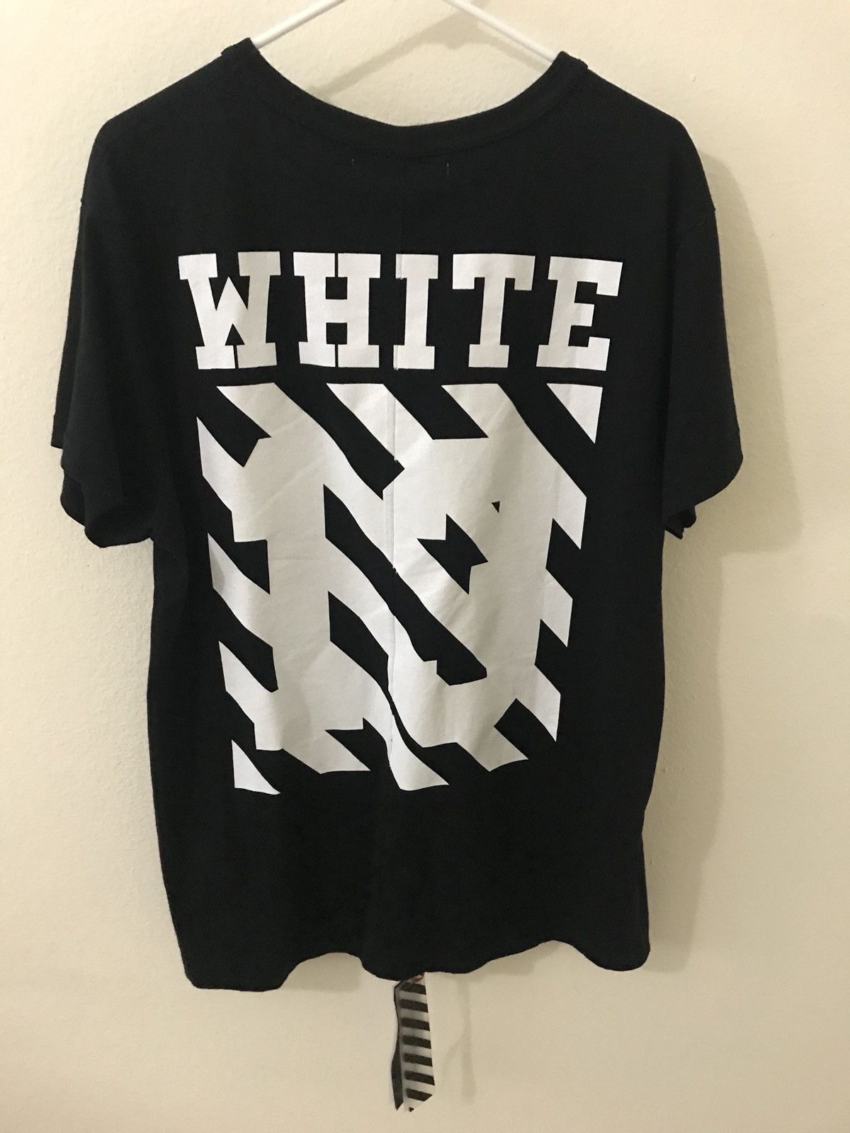 Off White Tshirt 13 Off-White Symbol Art Design Logo - DESAINS STORE