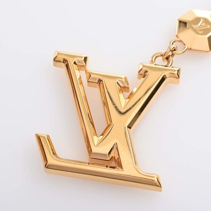 Louis Vuitton Louis Vuitton Keychain Lv Facet Keyring Charm M65216