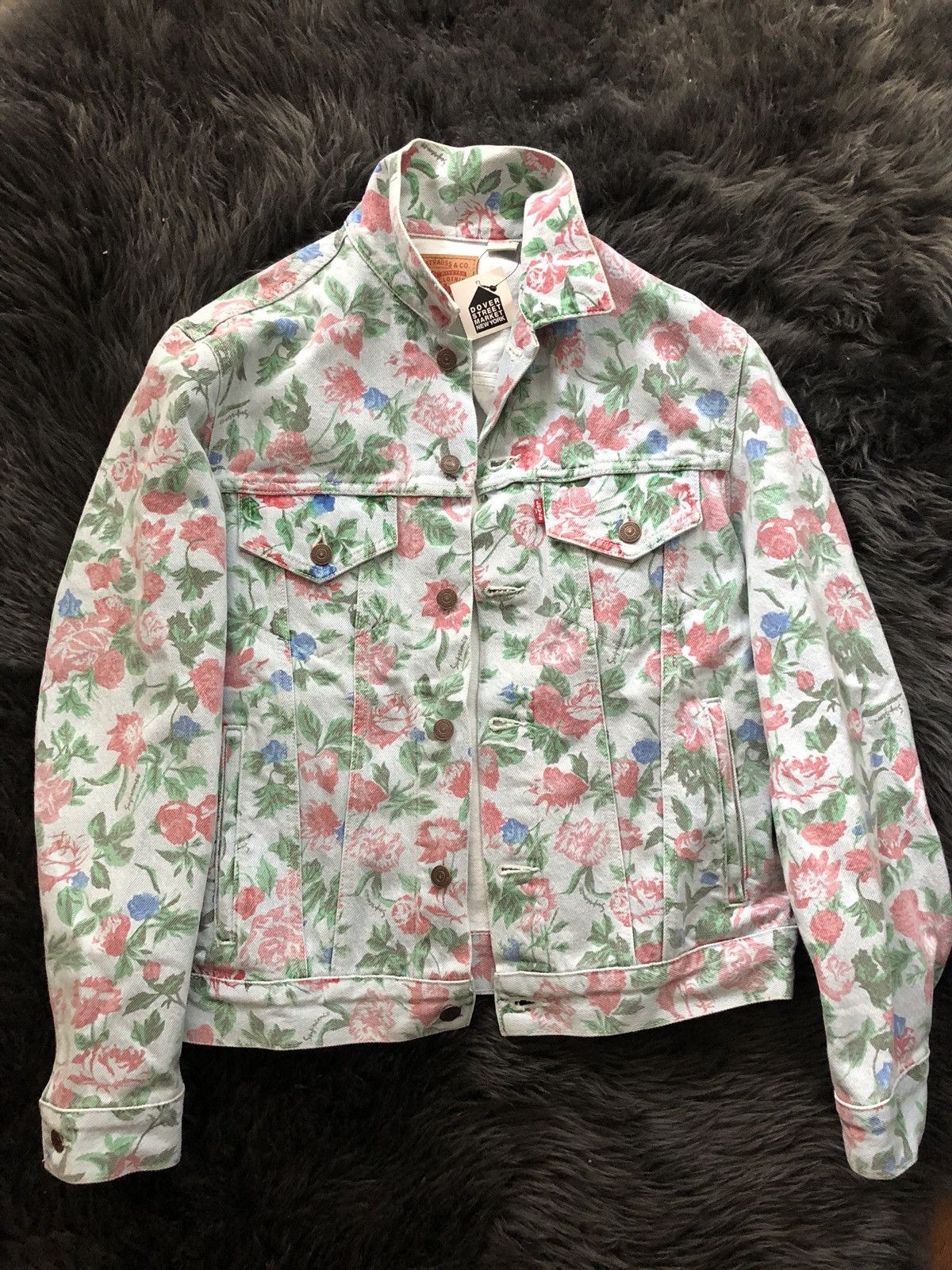 Supreme Supreme X Levi's Floral Denim Jacket Size M | Grailed