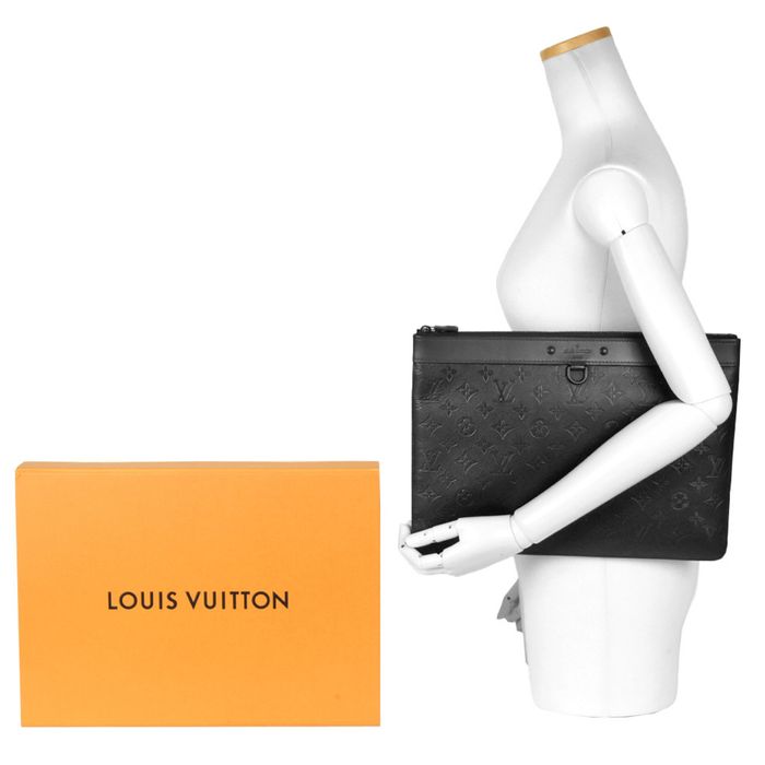 Louis Vuitton LOUIS VUITTON Pochette Discovery Clutch Bag Monogram Shadow  Black Leather Second M62903