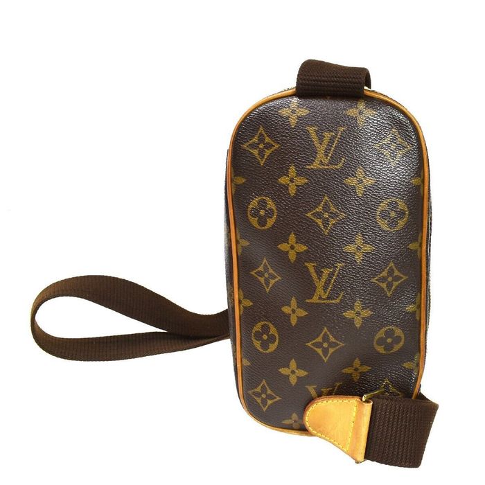 LOUIS VUITTON Monogram Pochette Gange Shoulder Bag M51870 LV Auth ki3162