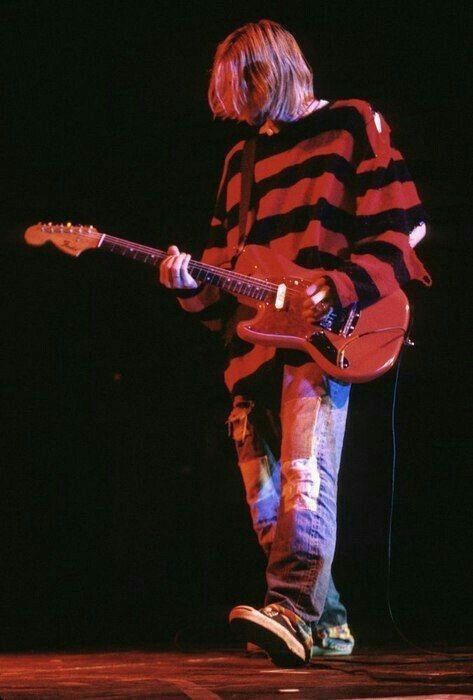 Nirvana Red & Black Kurt cobain style long sleeve Size US M / EU 48-50 / 2 - 4 Thumbnail
