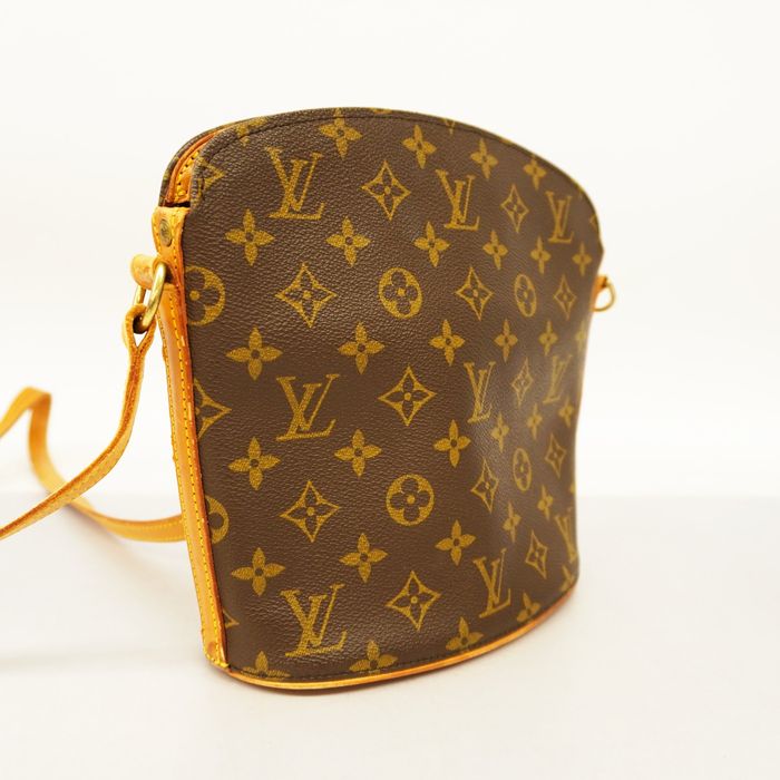 Louis-Vuitton-Monogram-Vernis-Bedford-Hand-Bag-Framboise-M9133F