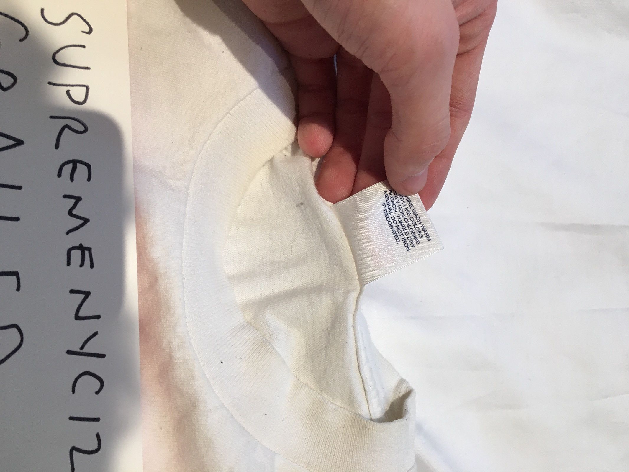 Supreme Damien Hirst Box Logo Tee Size US L / EU 52-54 / 3 - 5 Thumbnail
