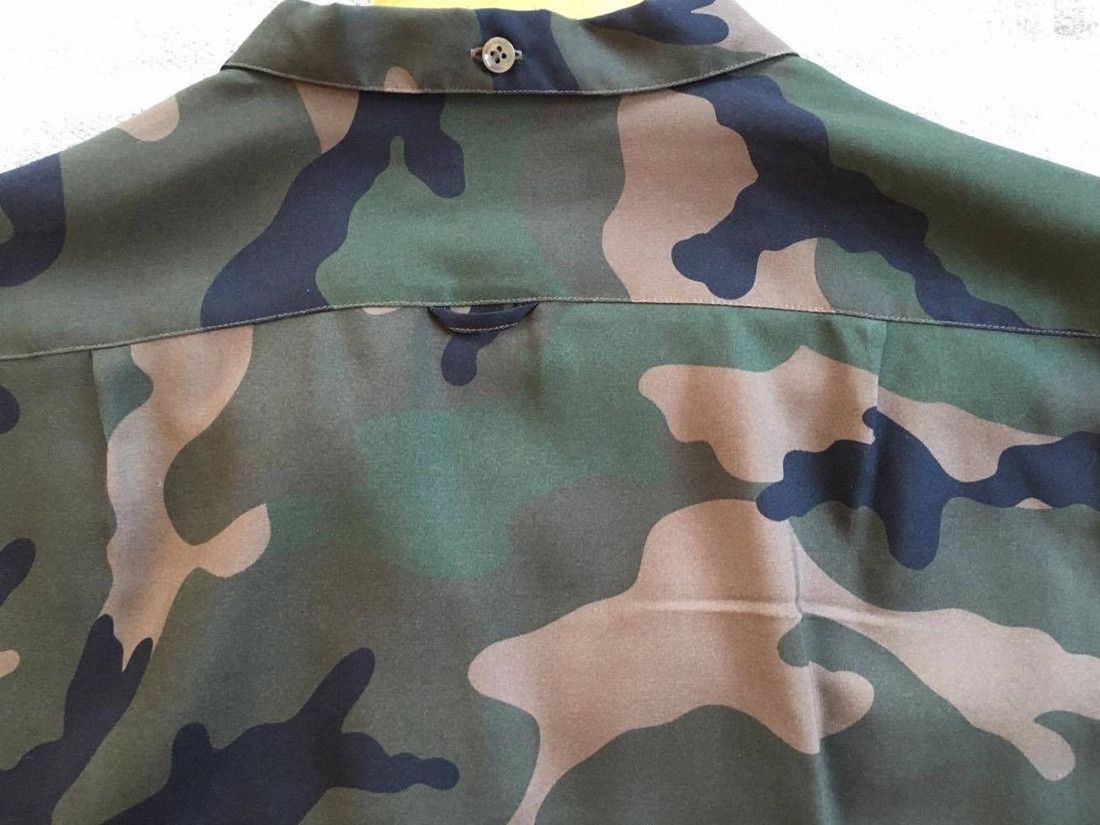 Valentino Super Rare Valentino Silk Shirt Size US M / EU 48-50 / 2 - 4 Thumbnail