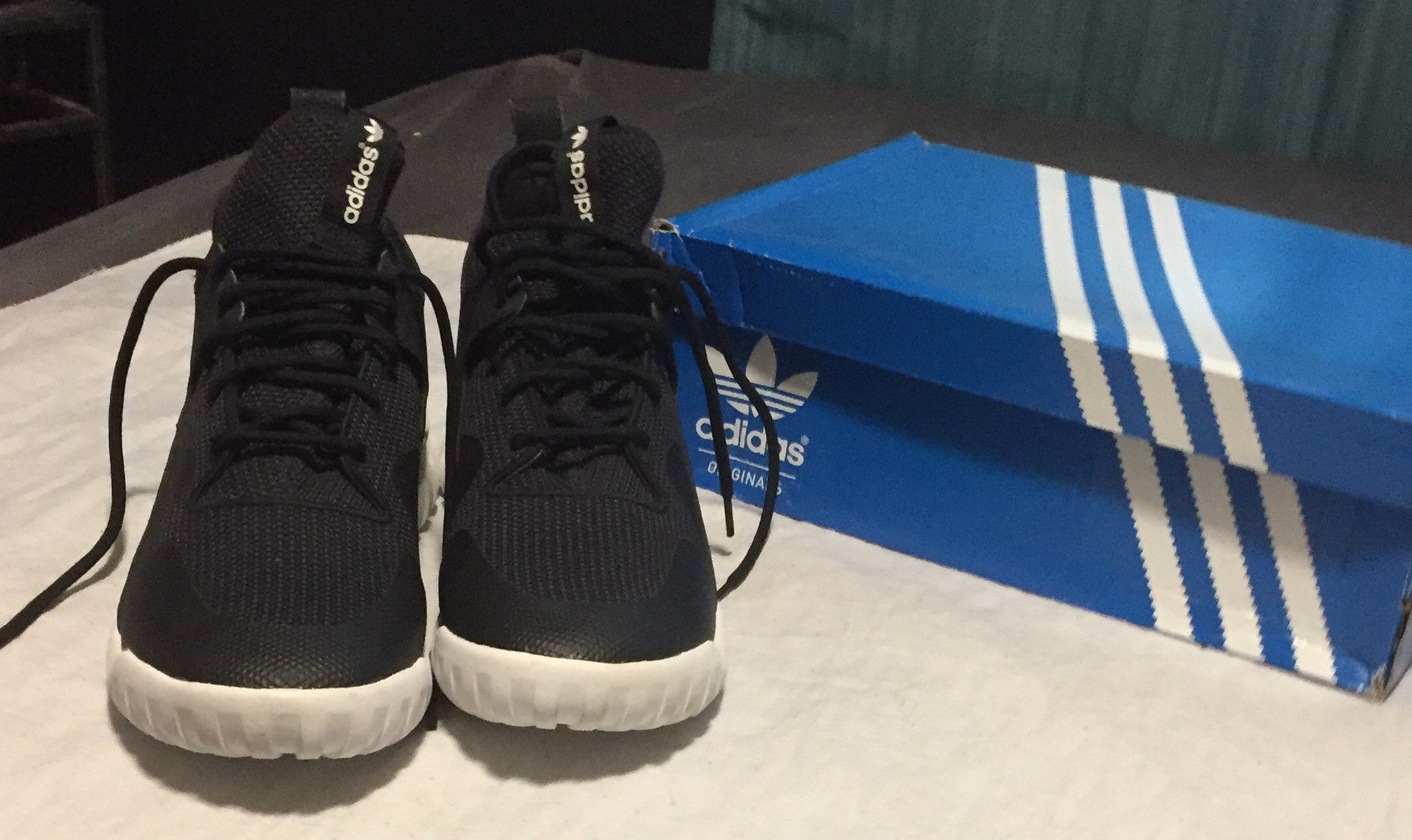Adidas Tubular Size US 11 / EU 44 - 3 Thumbnail